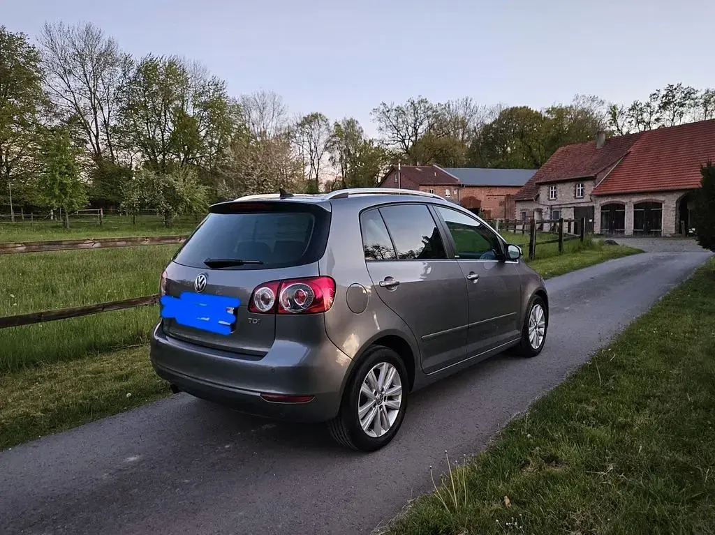 Gebraucht VW Golf Plus Cross 105 PS (77 kW) 2012 Grau Van / Kleinbus