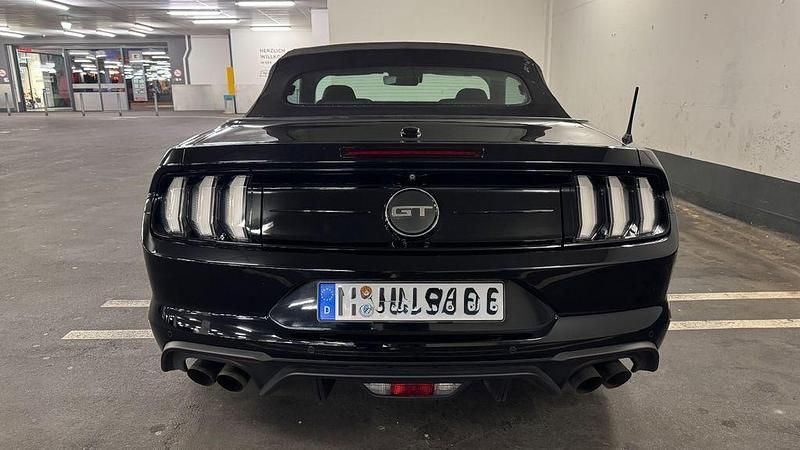 Gebraucht Ford Mustang GT 450 PS (330 kW) 2018 Schwarz Cabrio