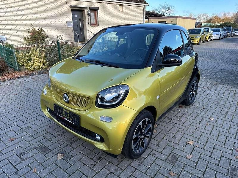 Gebraucht Smart ForTwo Coupé Prime 71 PS (52 kW) 2016 Gelb Kleinwagen