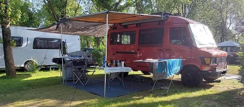 Gebraucht Mercedes T1 105 PS (77 kW) 1990 Rot Van