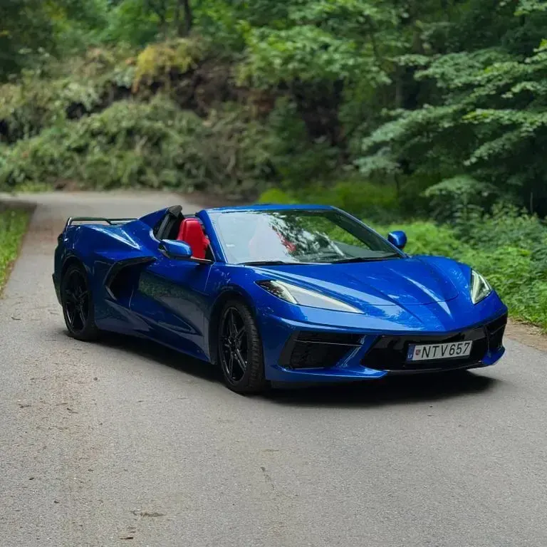 Gebraucht Corvette Stingray 496 PS (364 kW) 2020 Blau Cabrio