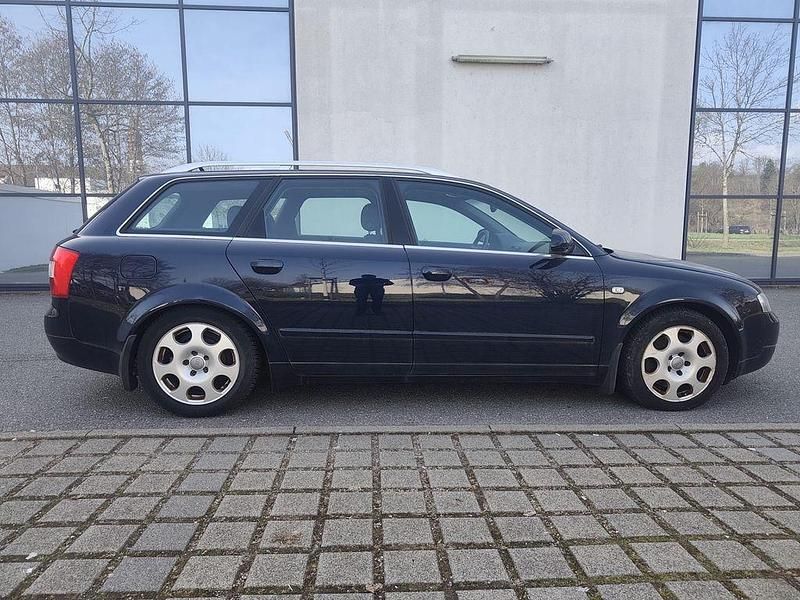 Usata Audi A4 170 CV (125 kW) 2003 Blu Station wagon