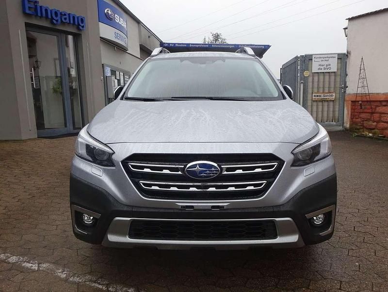 Neu Subaru Outback Platinum 169 PS (124 kW) 2026 Ice silver (m) Kombi