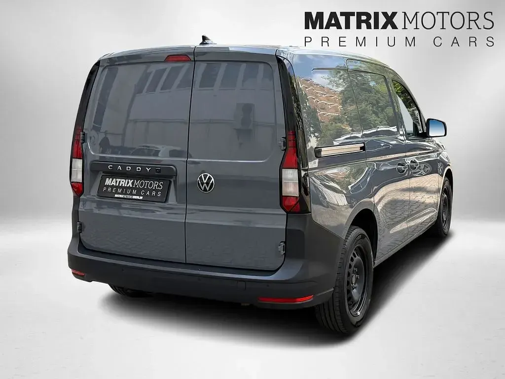 Gebraucht VW Caddy Comfortline 102 PS (75 kW) 2023 Grau Van / Kleinbus