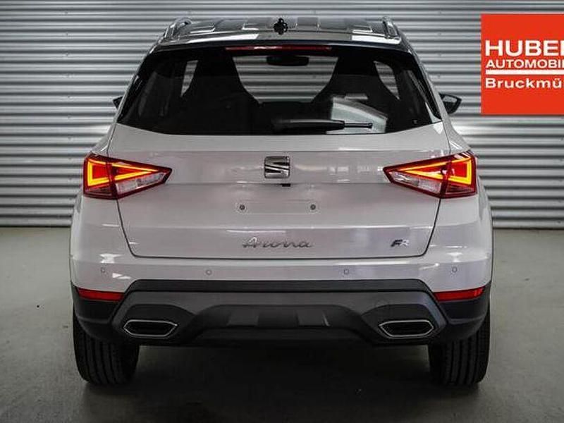 Neu Seat Arona FR 150 PS (110 kW) 2025 Candy weiß/dach schwarz uni (b41z) SUV