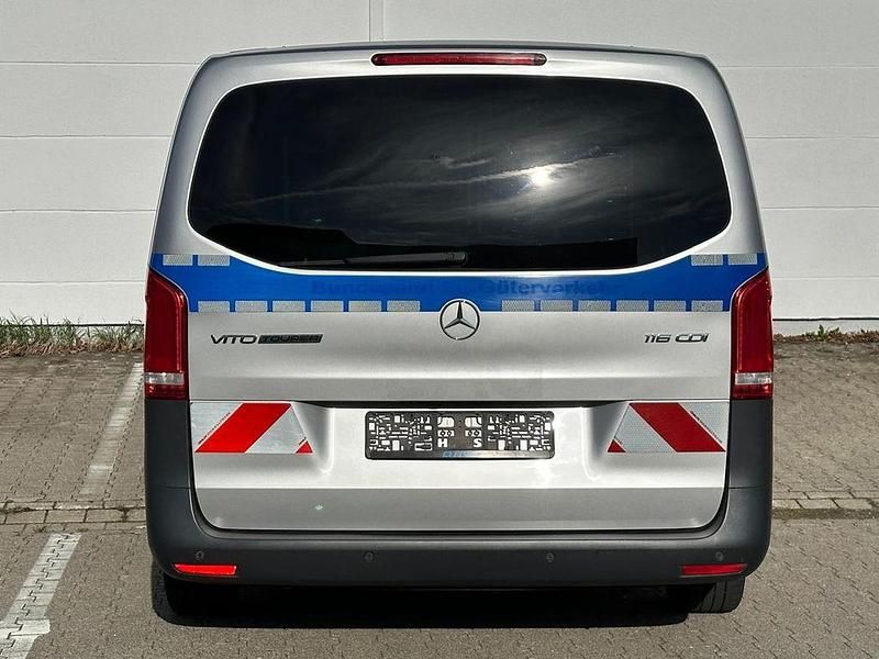 Second-hand Mercedes Vito 163 CP (119 kW) 2020 Argintiu Van
