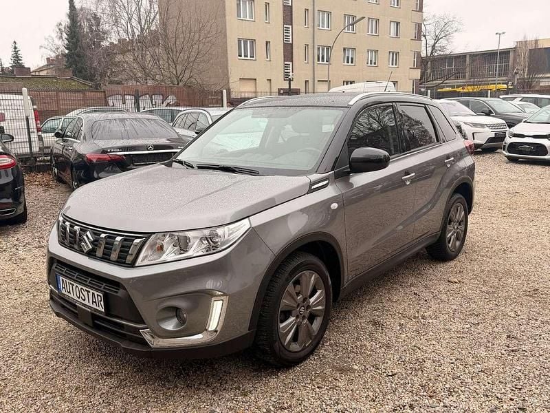 Grau Gebraucht 2019 Suzuki Vitara Comfort SUV | 12.490 € (Fairer Preis) - Bild 1/4