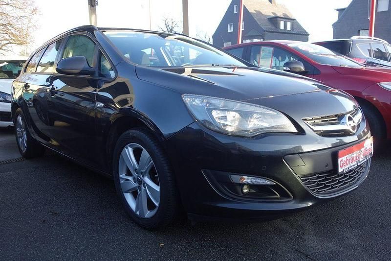 Gebraucht Opel Astra Style 136 PS (100 kW) 2015 Schwarz Kombi