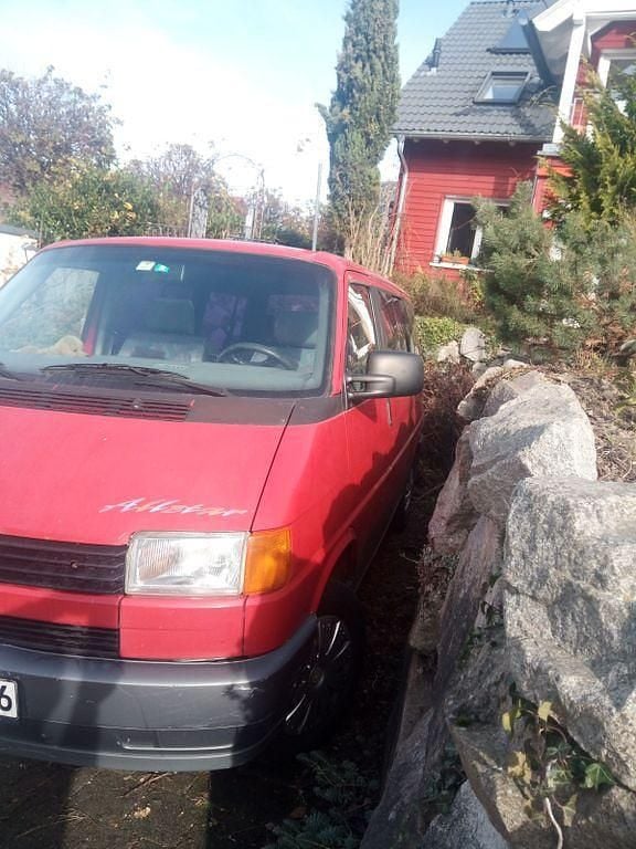 Second-hand VW T4 90 CP (66 kW) 1994 Roșu Van