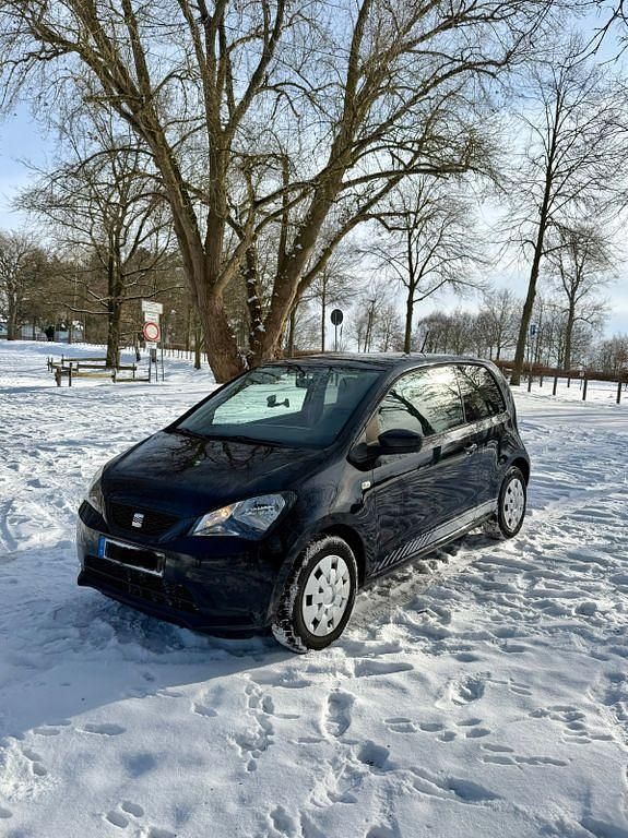 Gebraucht Seat Mii 60 PS (44 kW) 2013 Schwarz Kleinwagen