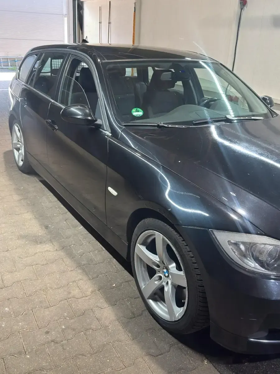 Gebraucht BMW 330 231 PS (169 kW) 2007 Schwarz Kombi