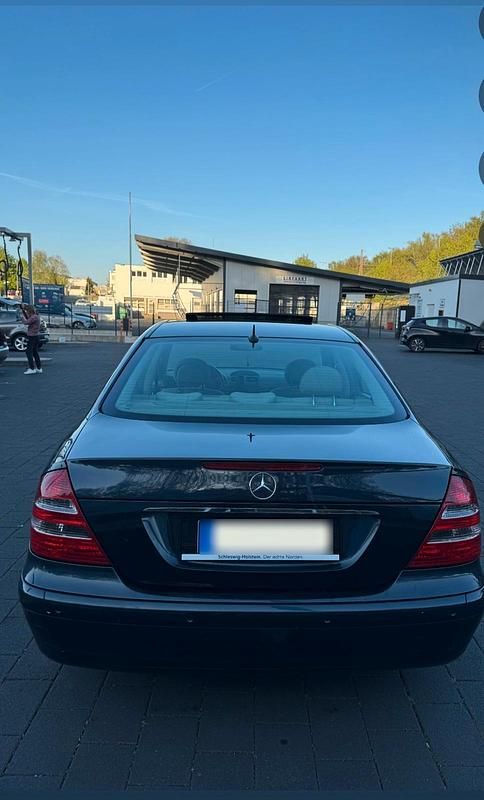Usata Mercedes E200 163 CV (119 kW) 2003 Berlina