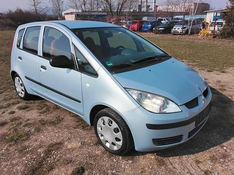 Gebraucht Mitsubishi Colt Basis 95 PS (69 kW) 2005 Silber Kleinwagen