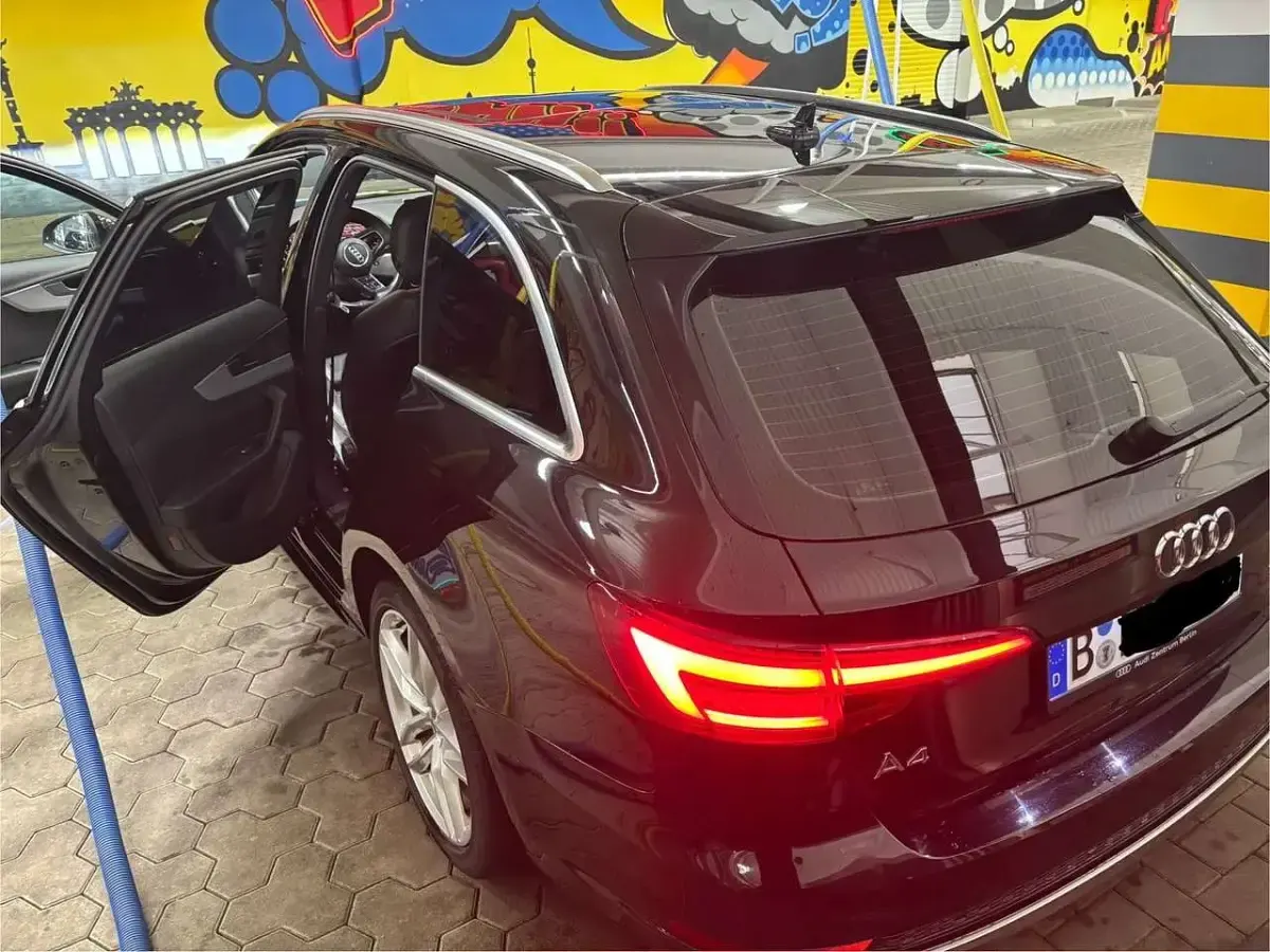 Gebraucht Audi A4 Sport 150 PS (110 kW) 2018 Schwarz Kombi