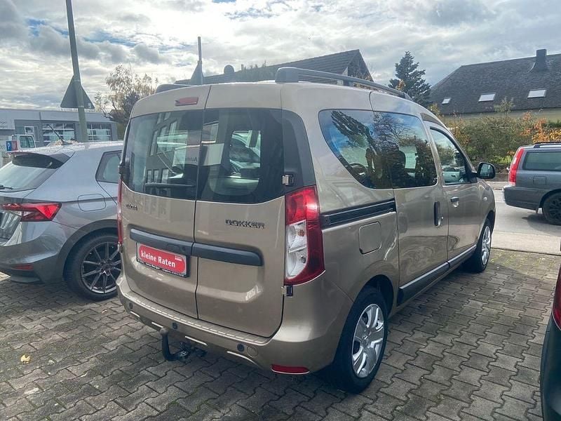 Gebraucht Dacia Dokker Comfort 131 PS (96 kW) 2020 Beige Van / Kleinbus