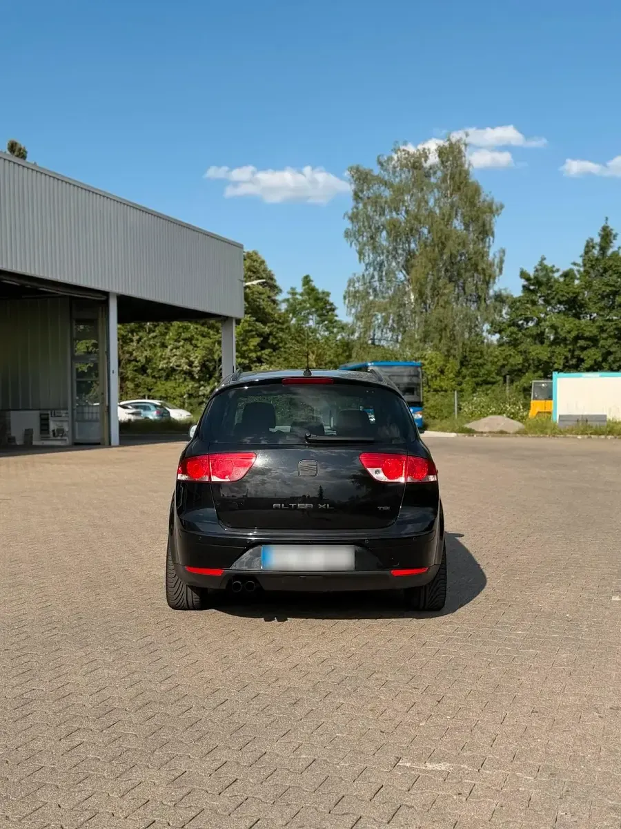 Gebraucht Seat Altea XL 140 PS (102 kW) 2015 Schwarz Van / Kleinbus