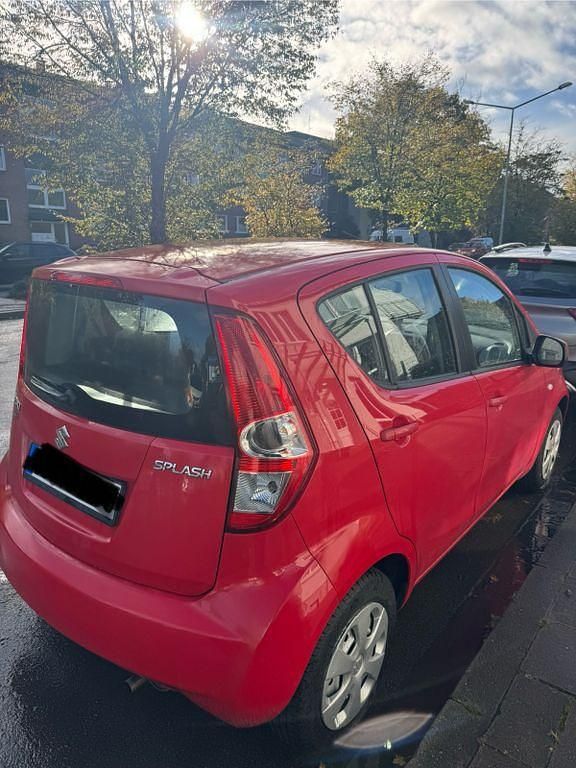 Gebraucht Suzuki Splash Basic 65 PS (47 kW) 2009 Rot Kleinwagen