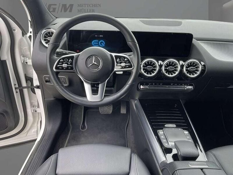 Gebraucht Mercedes EQA250 Progressive 139 kW (190 PS) 2021 Unilack polarweiß SUV