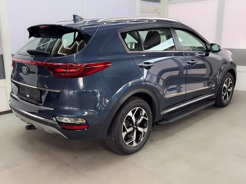Gebraucht Kia Sportage Vision 136 PS (100 kW) 2021 Cosmoblau metallic SUV