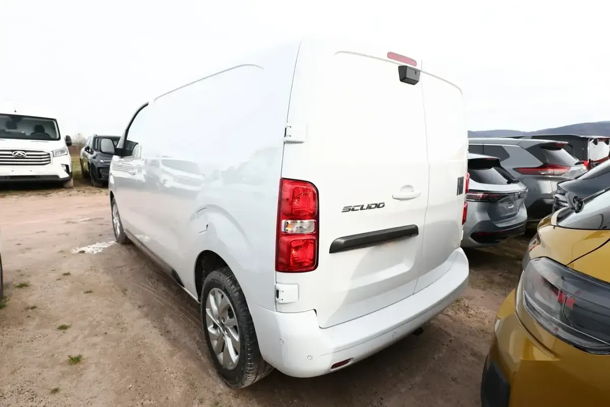 Neu Fiat Scudo 177 PS (130 kW) 2025 Weiß Van