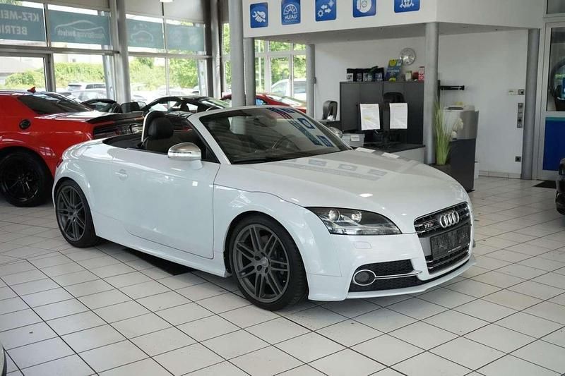 Weiß Gebraucht 2010 Audi TT Roadster Exclusive Cabrio | 11.900 € (Fairer Preis) - Bild 1/4