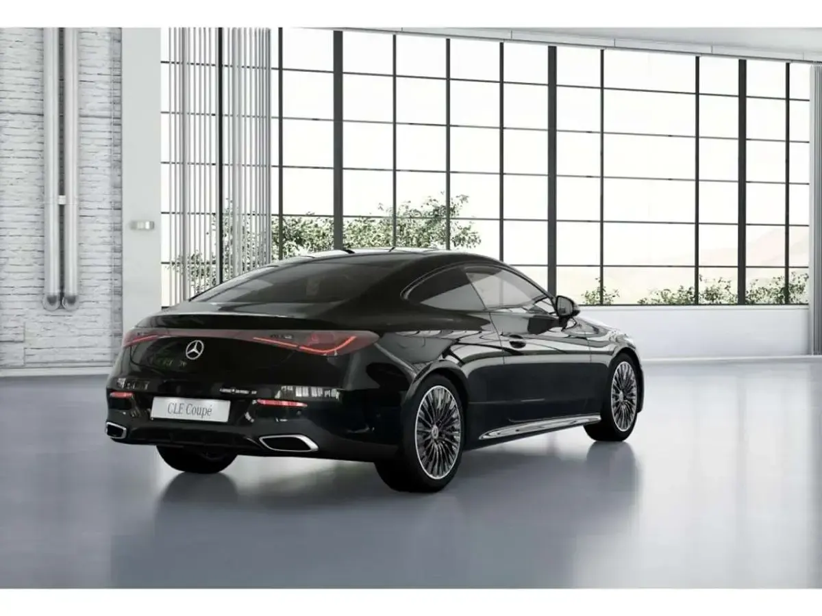 Gebraucht Mercedes CLE220 AMG 197 PS (144 kW) 2024 Schwarz obsidianschwarz metallic Coupé