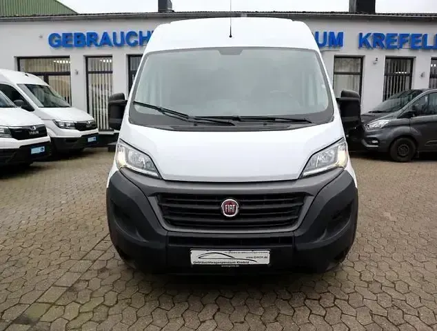 Gebraucht Fiat Ducato 140 PS (102 kW) 2021 Weiss Van