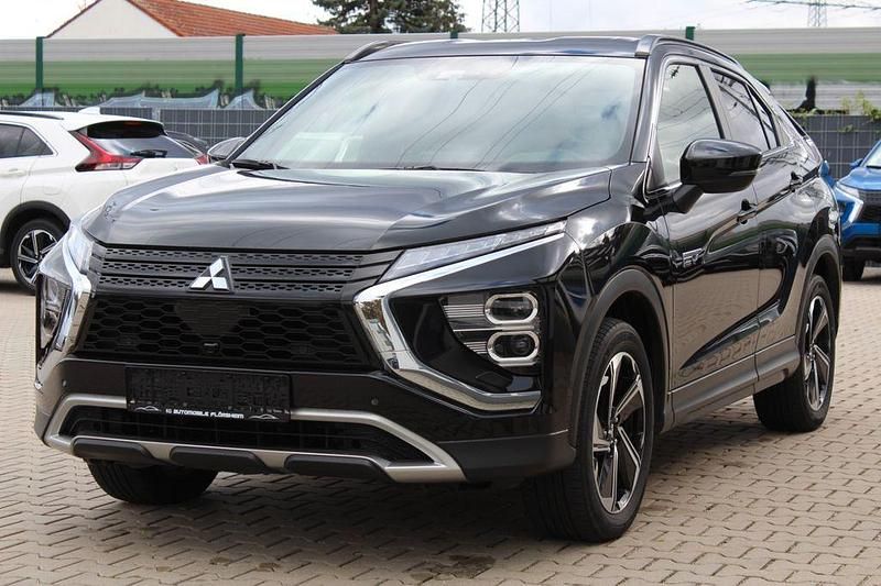Schwarz Gebraucht 2022 Mitsubishi Eclipse Cross Plus SUV | 20.750 € (Guter Preis) - Bild 1/4
