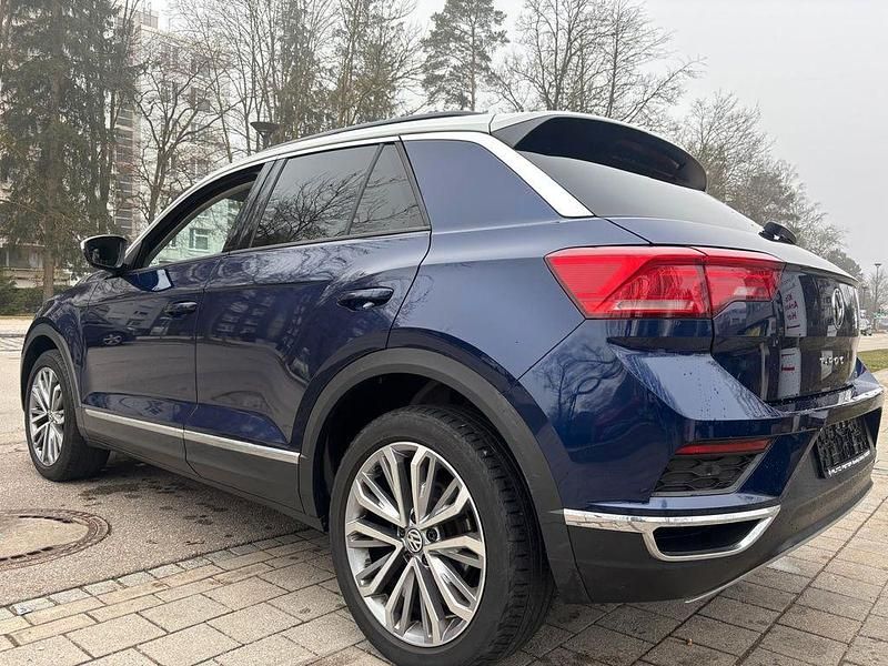 Gebraucht VW T-Roc Style 150 PS (110 kW) 2020 Atlantik blue metallic SUV