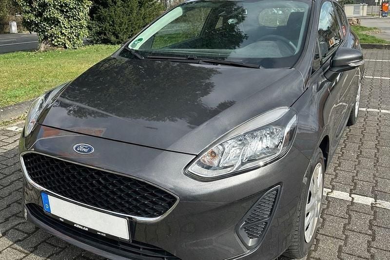 Gebraucht Ford Fiesta Trend 71 PS (52 kW) 2019 Grau Kleinwagen