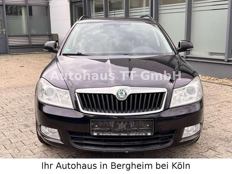 Gebraucht Skoda Octavia 110 PS (80 kW) 2012 Schwarz Kombi