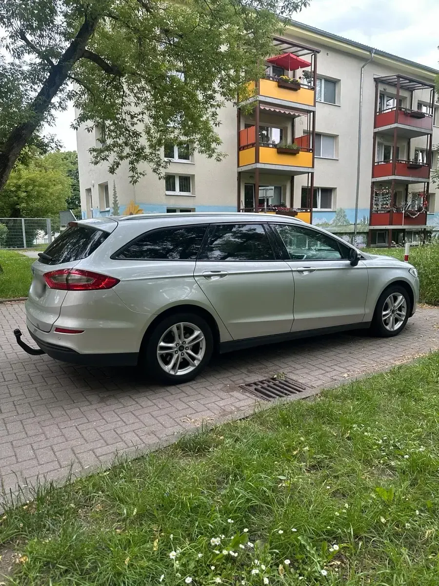 Gebraucht Ford Mondeo 150 PS (110 kW) 2015 Kombi