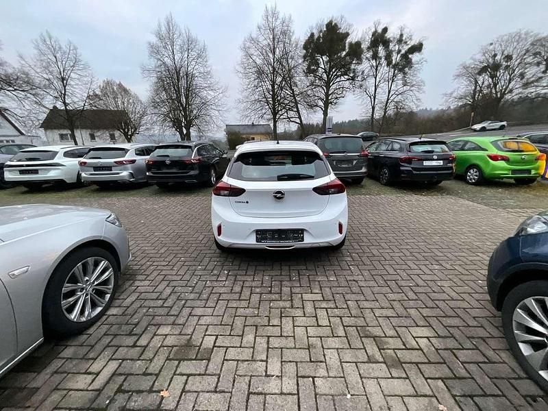 Usata Opel Corsa-e Edition 100 kW (136 CV) 2021 Bianco Utilitaria