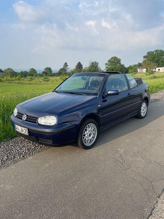 Gebraucht VW Golf Cabriolet 101 PS (74 kW) 1999 Blau Cabrio