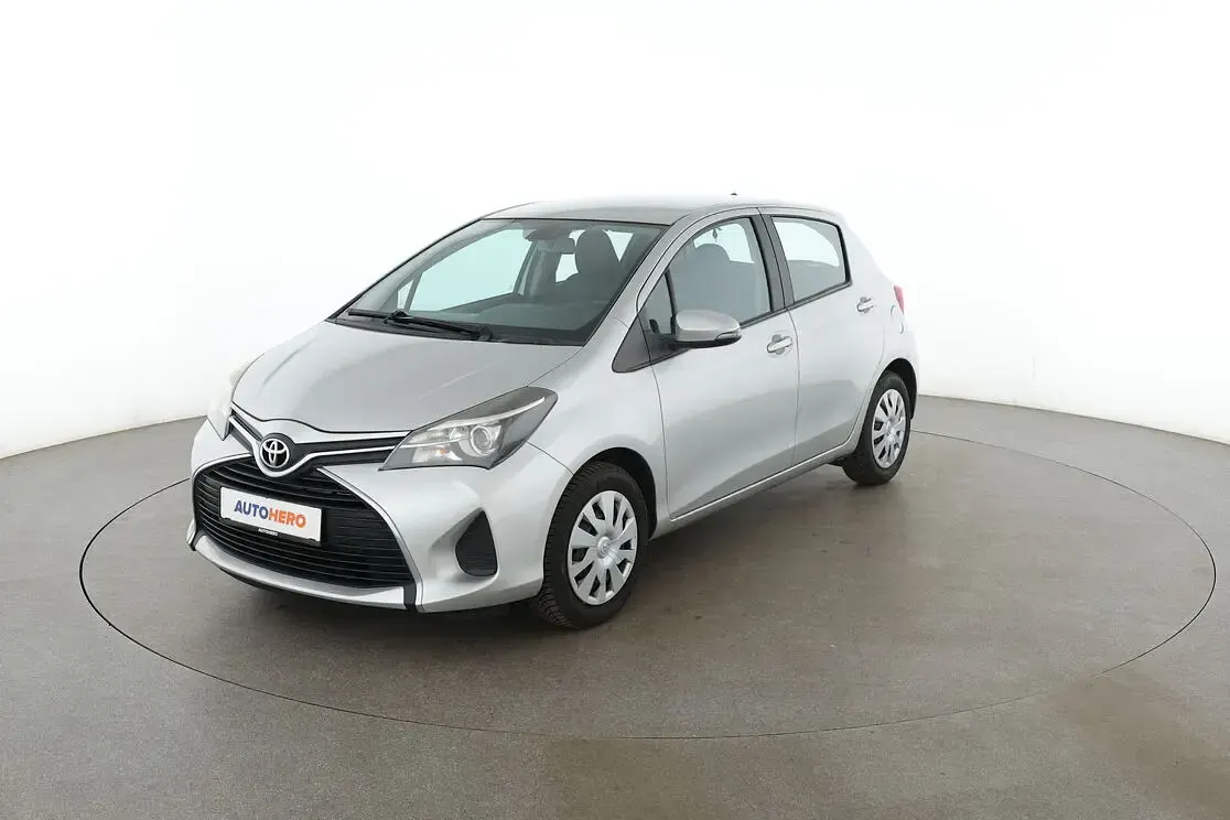 Gebraucht Toyota Yaris Comfort 99 PS (72 kW) 2015 Kleinwagen