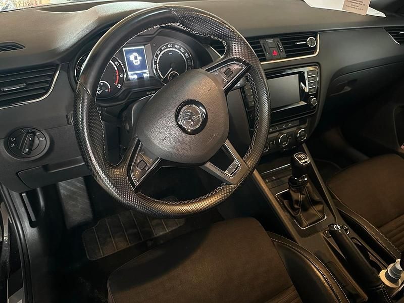 Gebraucht Skoda Octavia RS 220 PS (161 kW) 2014 Schwarz Kleinwagen