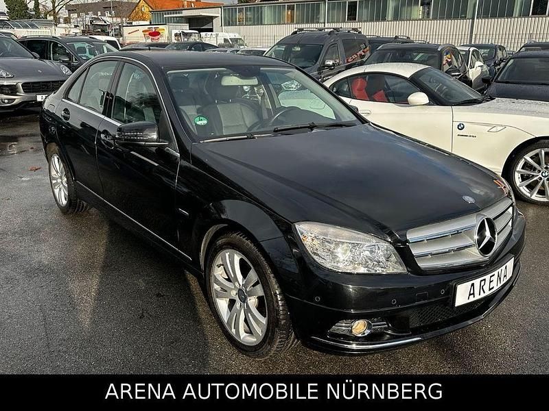 Gebraucht Mercedes C180 Avantgarde 156 PS (114 kW) 2010 Schwarz Limousine
