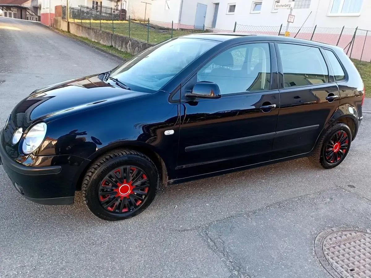 Gebraucht VW Polo 75 PS (55 kW) 2004 Schwarz Kleinwagen