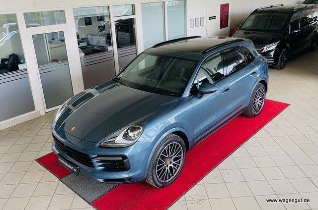 Blau Gebraucht 2018 Porsche Cayenne SUV | 58.490 € - Bild 1/4