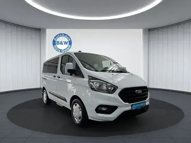Second-hand Ford Transit Custom 105 CP (77 kW) 2020 Alb Monovolum