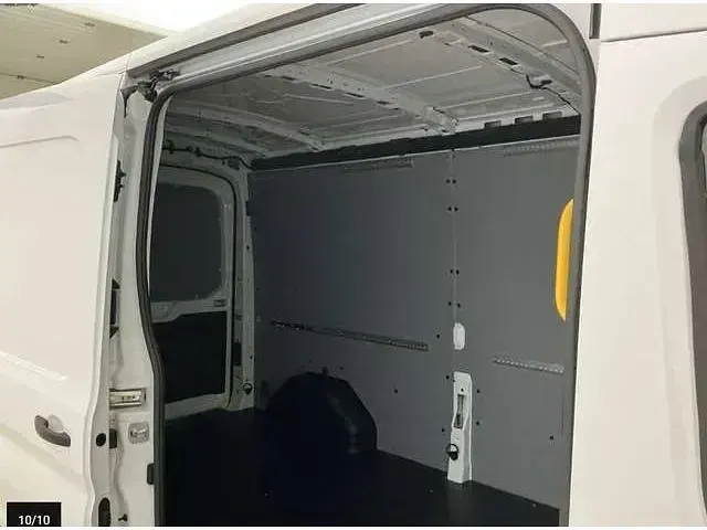 Neu Ford Transit Basis 131 PS (96 kW) 2025 Van