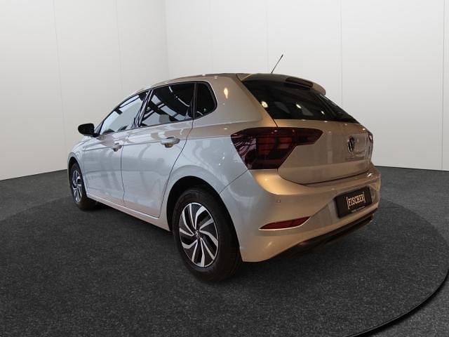 Neu VW Polo Life 95 PS (69 kW) 2025 Reflexsilber metallic Kleinwagen