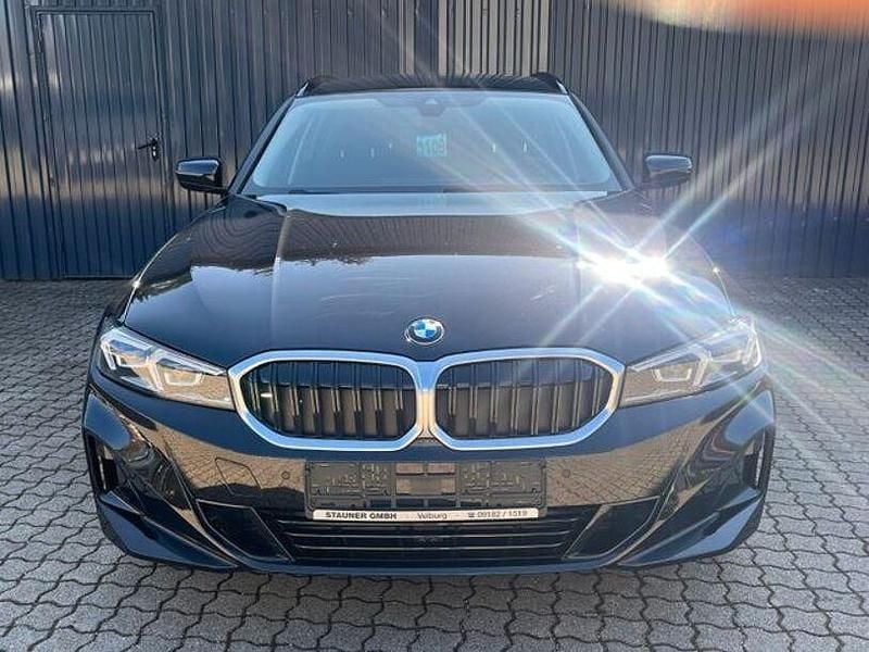 Gebraucht BMW 318 Shadowline 156 PS (114 kW) 2024 Schwarz Kombi