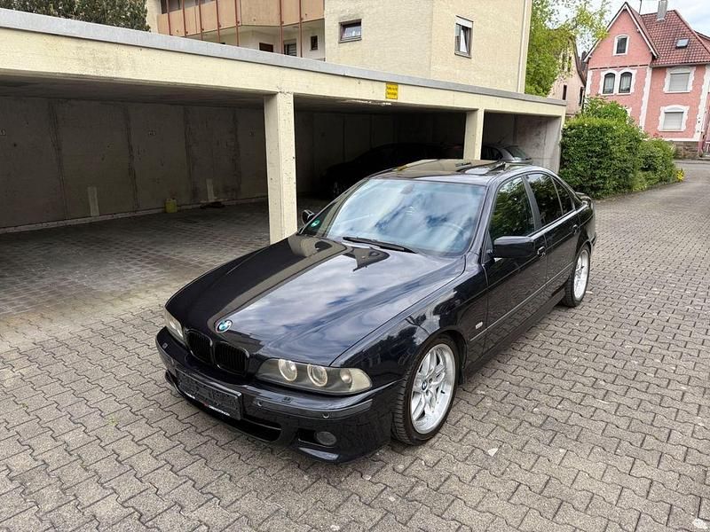 Schwarz Gebraucht 2002 BMW 525 M Sport Limousine | 7.500 € (Fairer Preis) - Bild 1/4