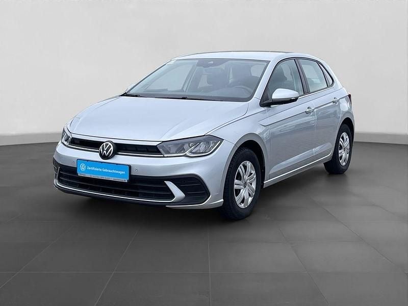 Gebraucht VW Polo Basis 80 PS (58 kW) 2022 Silber Kleinwagen