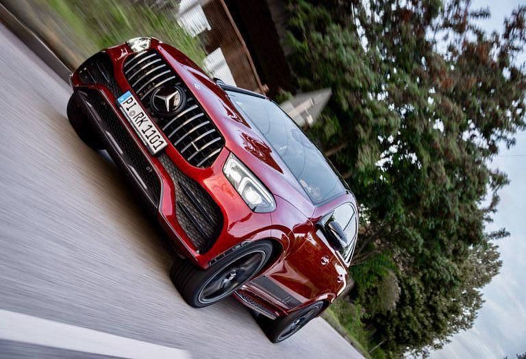 Rot Gebraucht 2020 Mercedes GLE400 AMG line Coupé | 55.900 € (Superpreis) - Bild 1/4