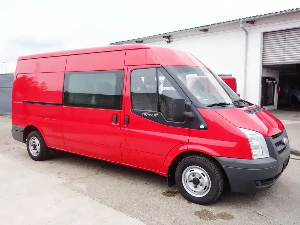 Używany Ford Transit 131 KM (96 kW) 2007 Czerwony Kombi
