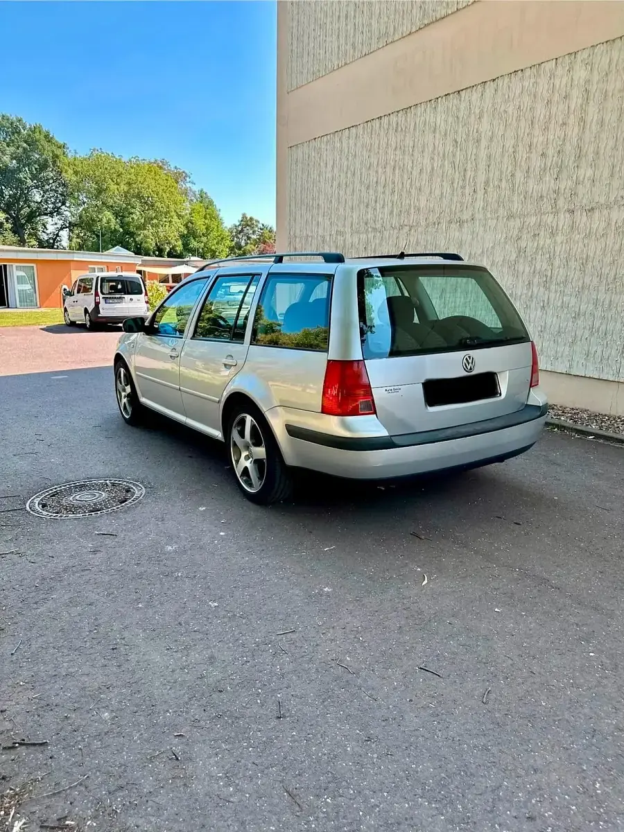 Gebraucht VW Golf IV Sportline 115 PS (84 kW) 2001 Silber Kombi