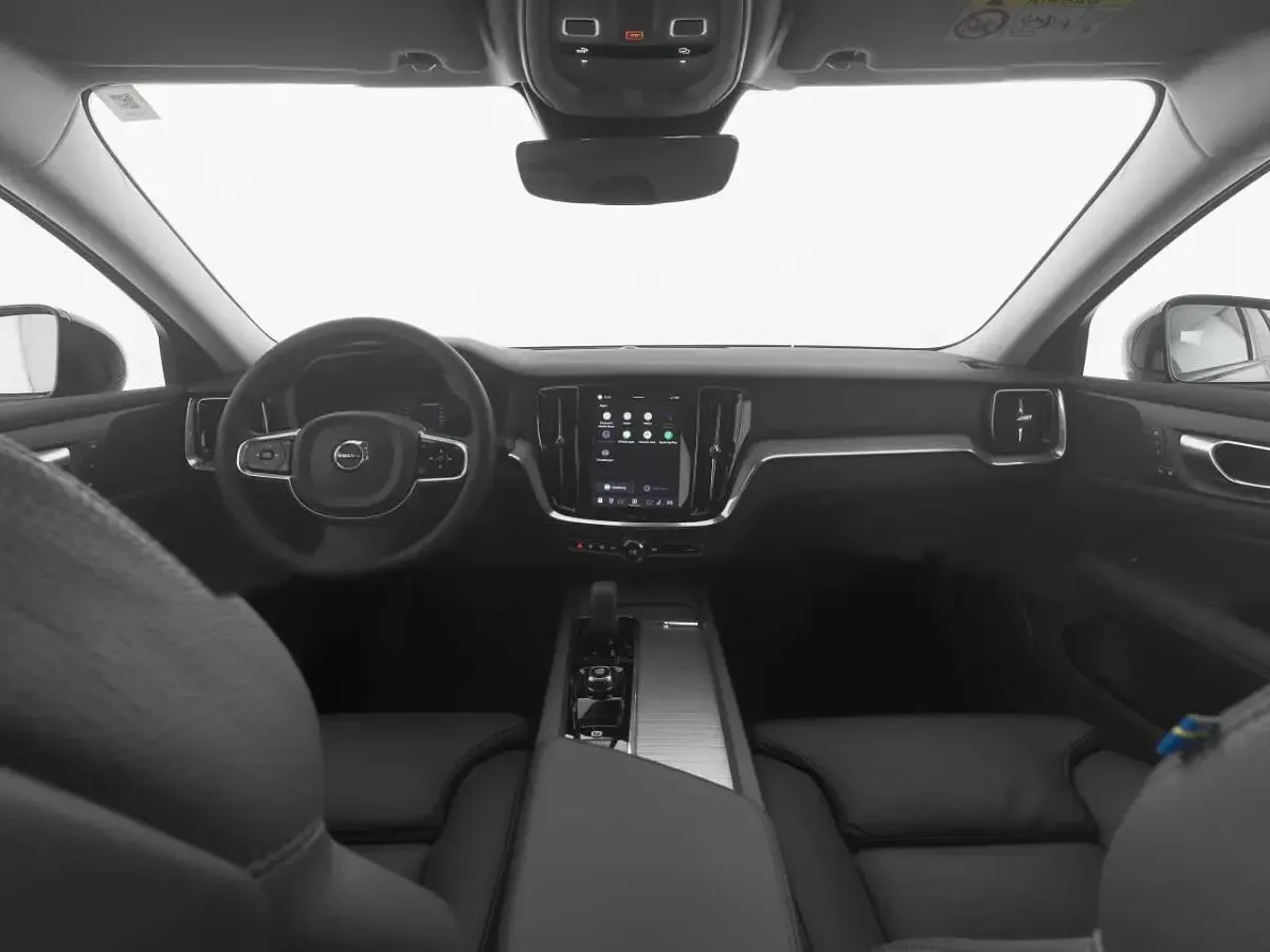 Gebraucht Volvo V60 CC Plus 197 PS (144 kW) 2023 Schwarz Kombi