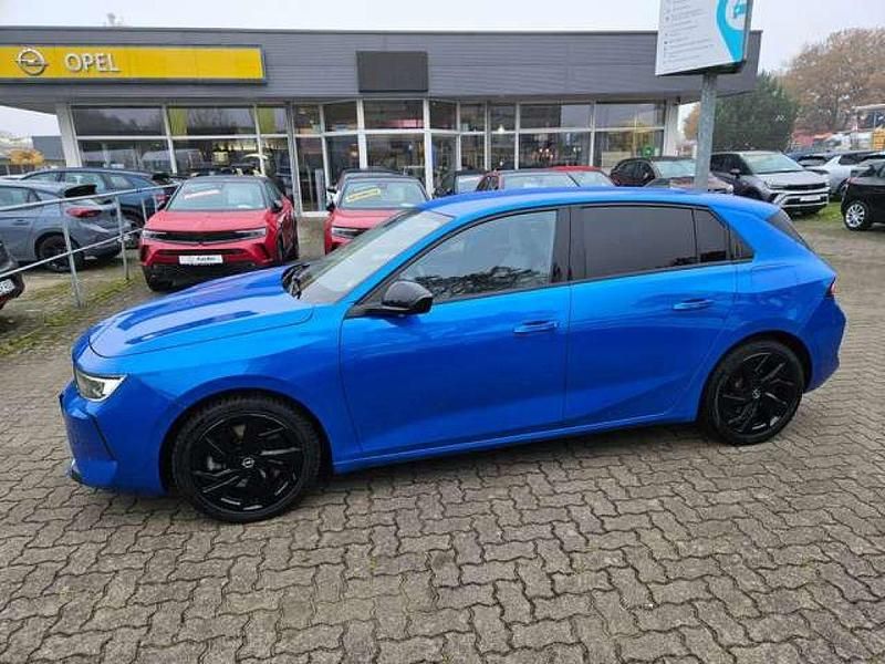 Kobalt blau/vertigo blau Gebraucht 2022 Opel Astra Edition Kleinwagen | 21.990 € (Fairer Preis) - Bild 1/4